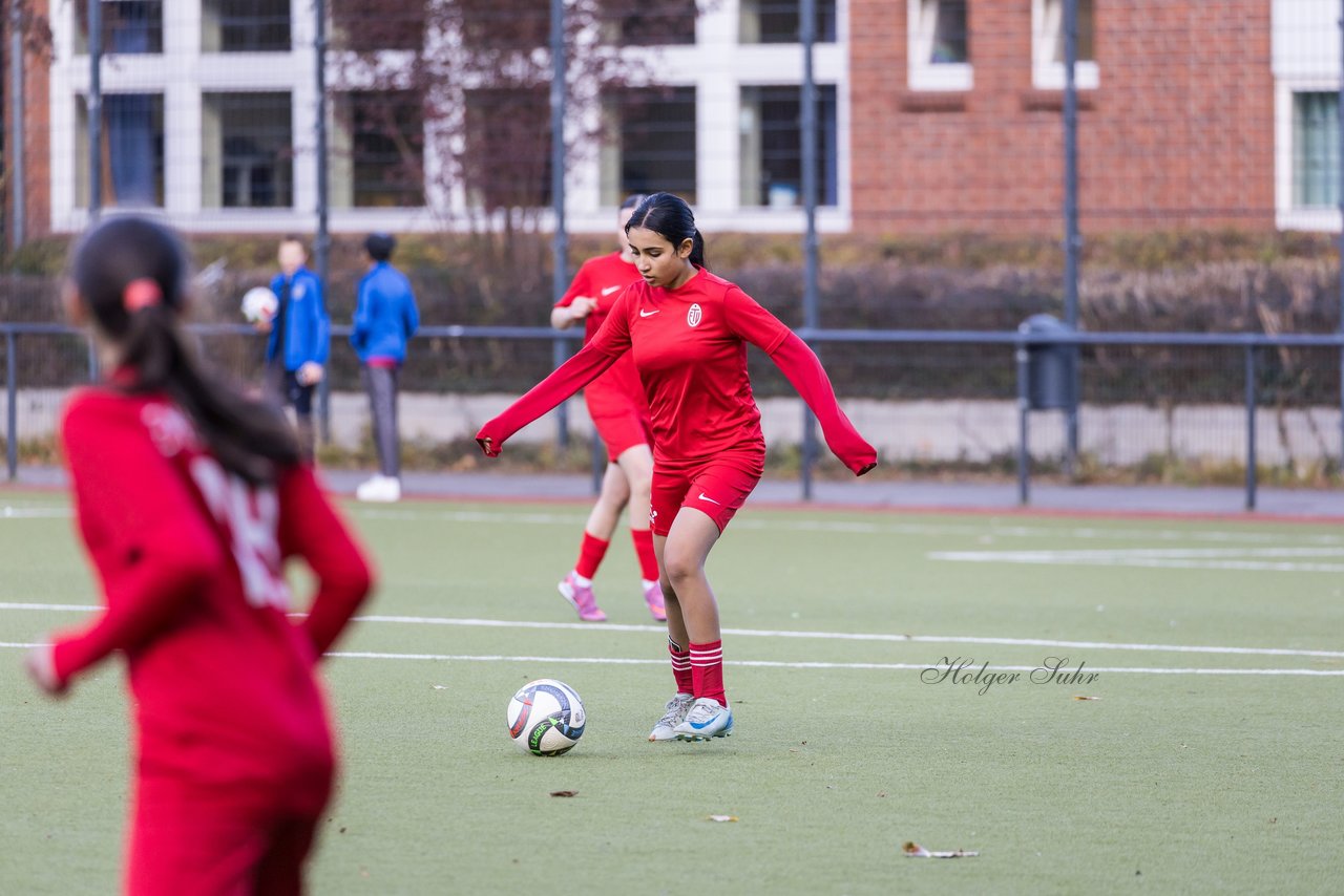 Bild 297 - wCJ Eimsbuettler TV - FC Rosengarten : Ergebnis: 2:0